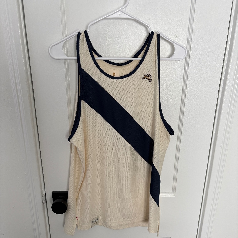 Preowned Tracksmith Hare AC singlet sz medium, men’s